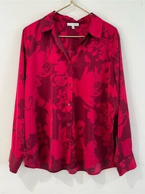 Maison d'Amelie Silky Satin Button Top Size XL
Medium Fuschia Pink